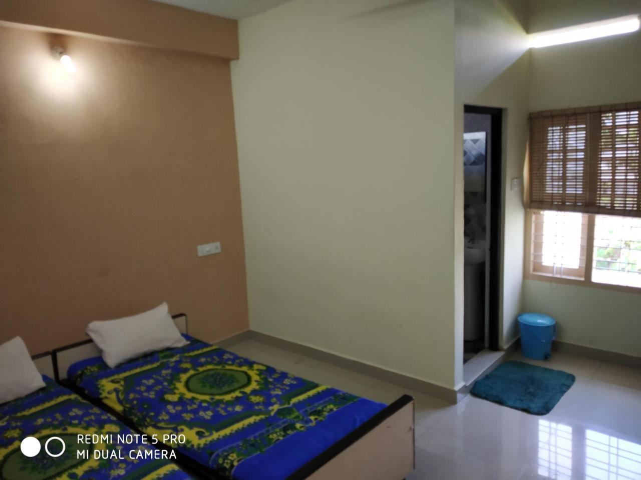 Hotel Woodlands Chottanikara Экстерьер фото